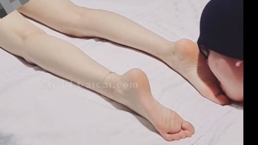 约tian各种小姐姐的白嫩玉足纯享高能多部合集剪辑版
