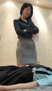《入室捆绑》下 女匪大意被姐妹俩反杀玩弄，不料被逆转TK